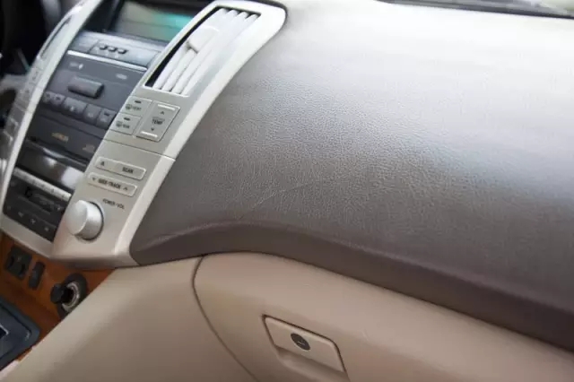 【天嬌用車學(xué)】暴曬后的汽車究竟有多毒？超乎你想象