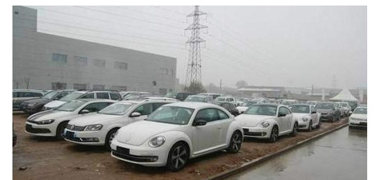 白色的車有這么多缺點(diǎn)！為什么近25%的車主還買它？